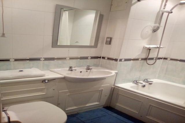 Best Western Charnwood Hotel thumbnail 3