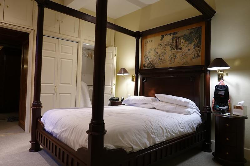 Castle Hotel thumbnail 2
