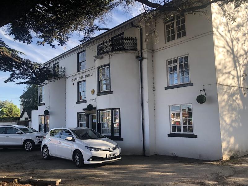 Cedar Tree Hotel - Image 1