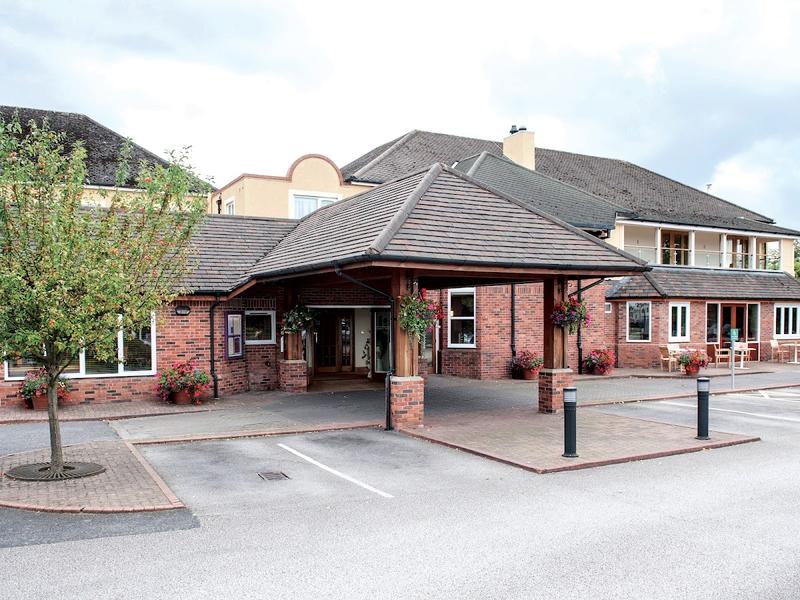 Cottons Hotel & Spa - Image 1