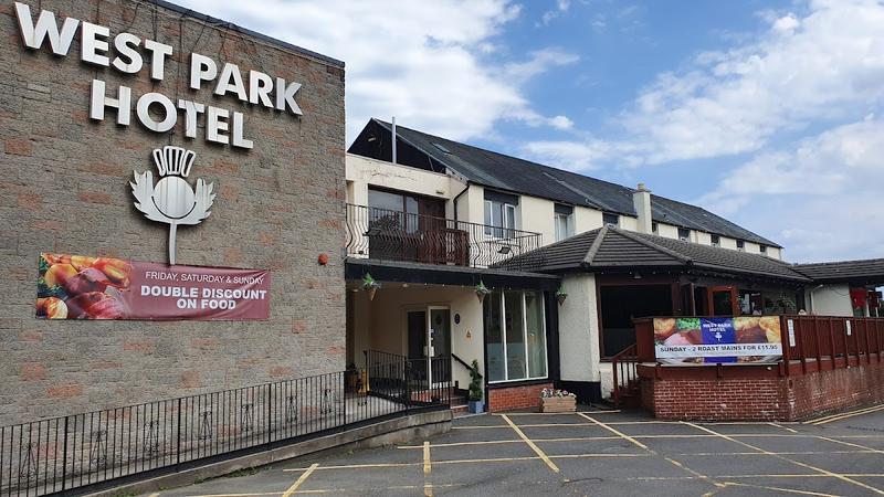 Duntocher Hotel - Image 1