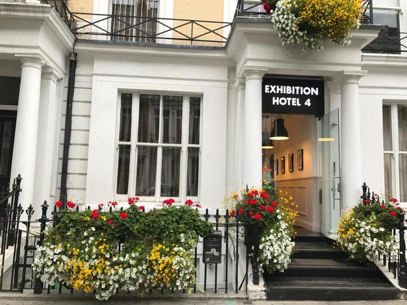 Exhibition Court Hotel 4 - Image 1