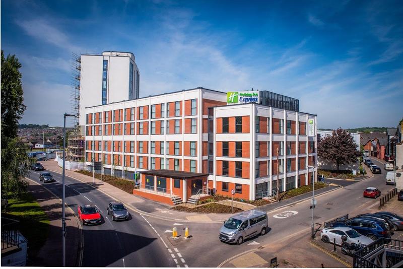 Holiday Inn Express Exeter City Centre - Image 1