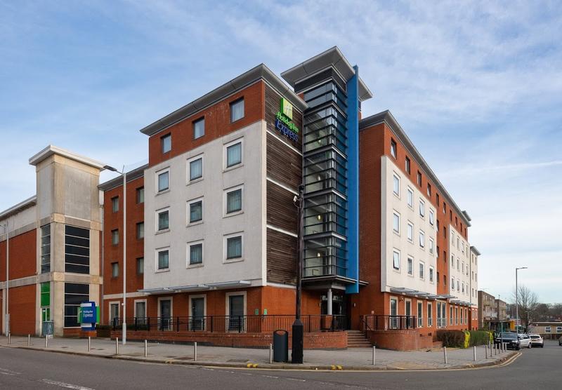 Holiday Inn Express Stevenage - Image 1