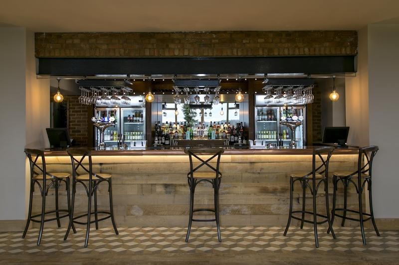 Fairway Tavern - Image 1