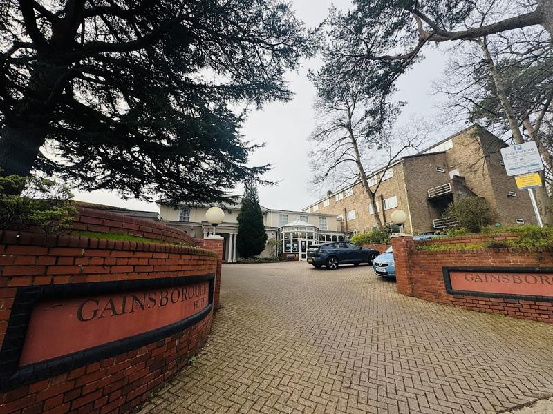Gainsborough House Hotel - Image 1