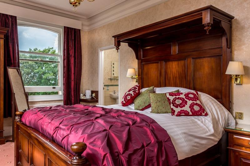 Gipsy Hill Country House Hotel - Image 3