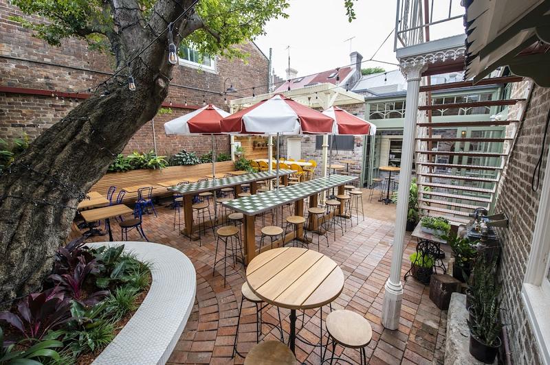 The Glebe Hotel - Image 1