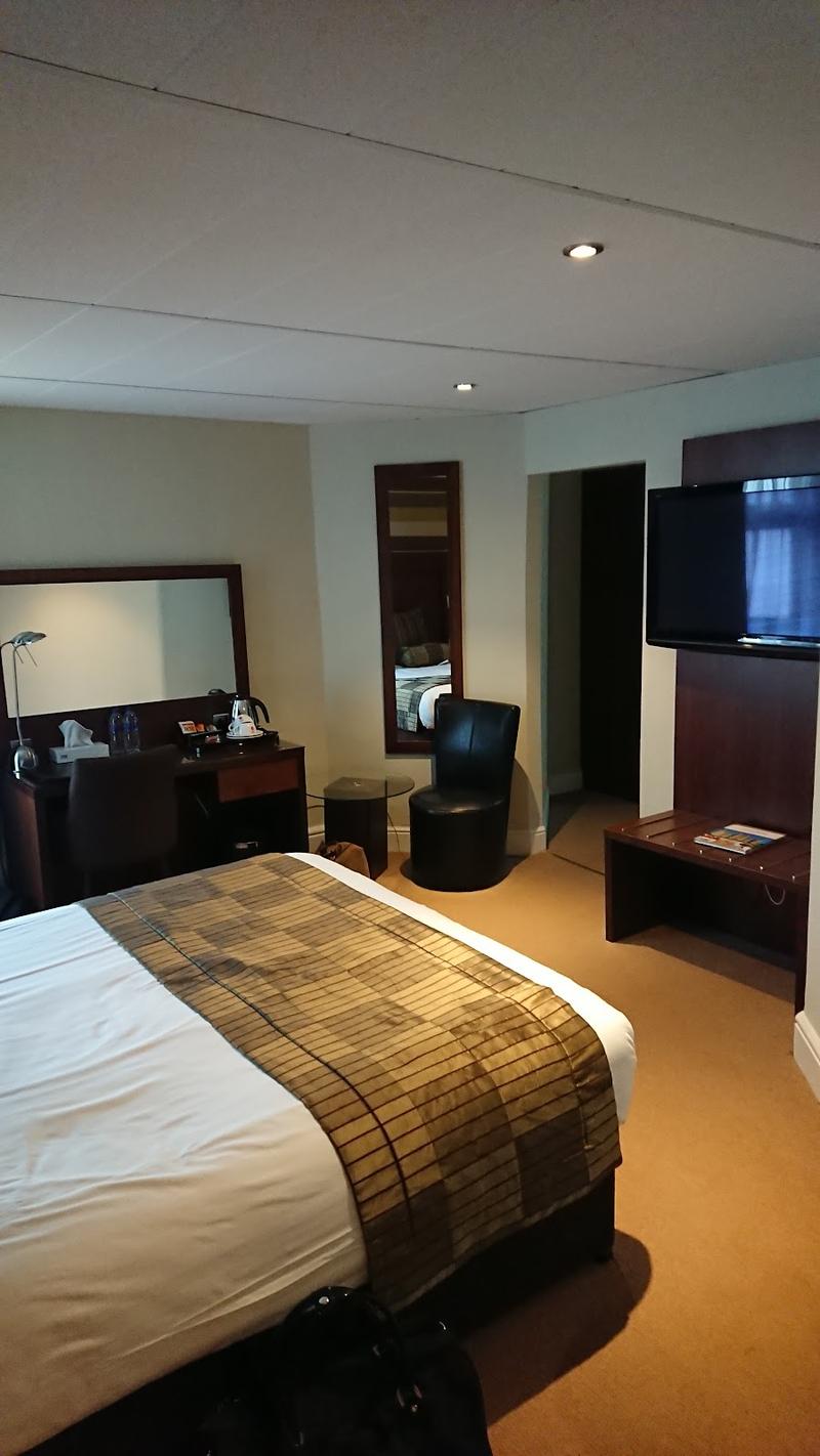 Golf Hotel thumbnail 2