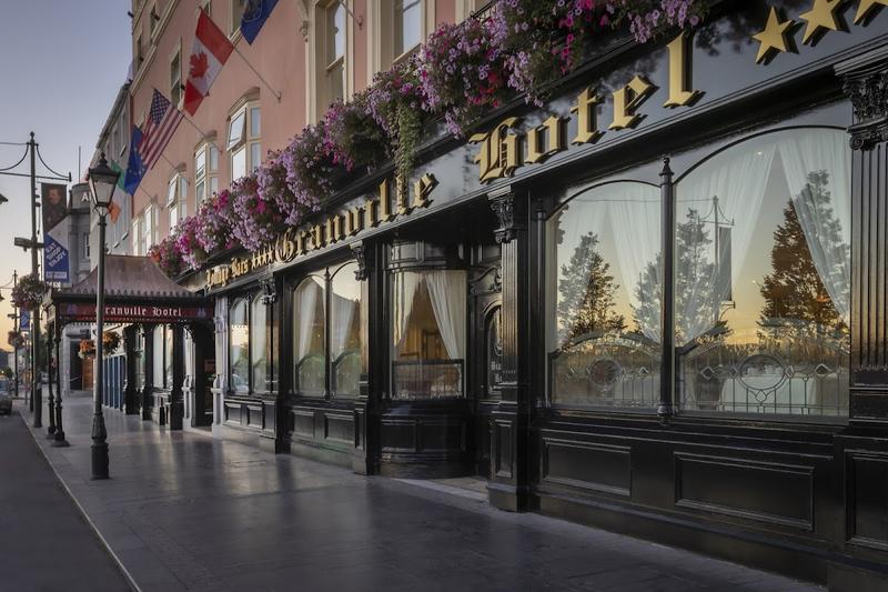 Granville Hotel - Image 1