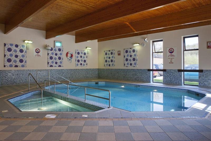 Holiday Inn Newport - Image 3