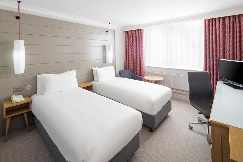 Holiday Inn Peterborough-West - Image 2