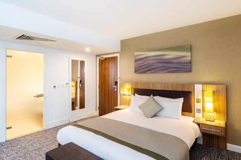 Holiday Inn Stevenage - Image 2