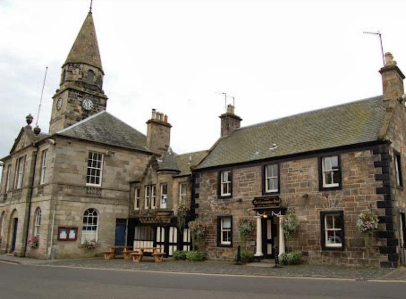 Inchrie Castle, The Covenanters Inn - Image 1