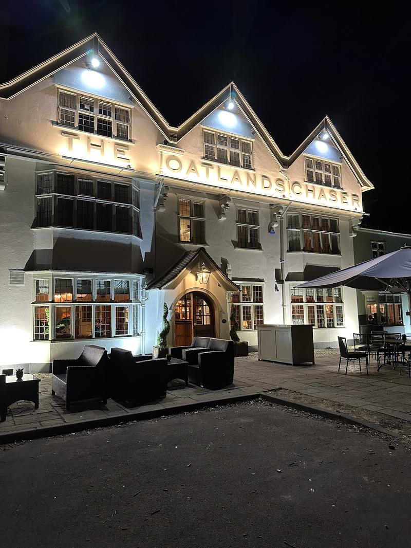 Innkeeper's Lodge Walton-on-Thames - Image 1