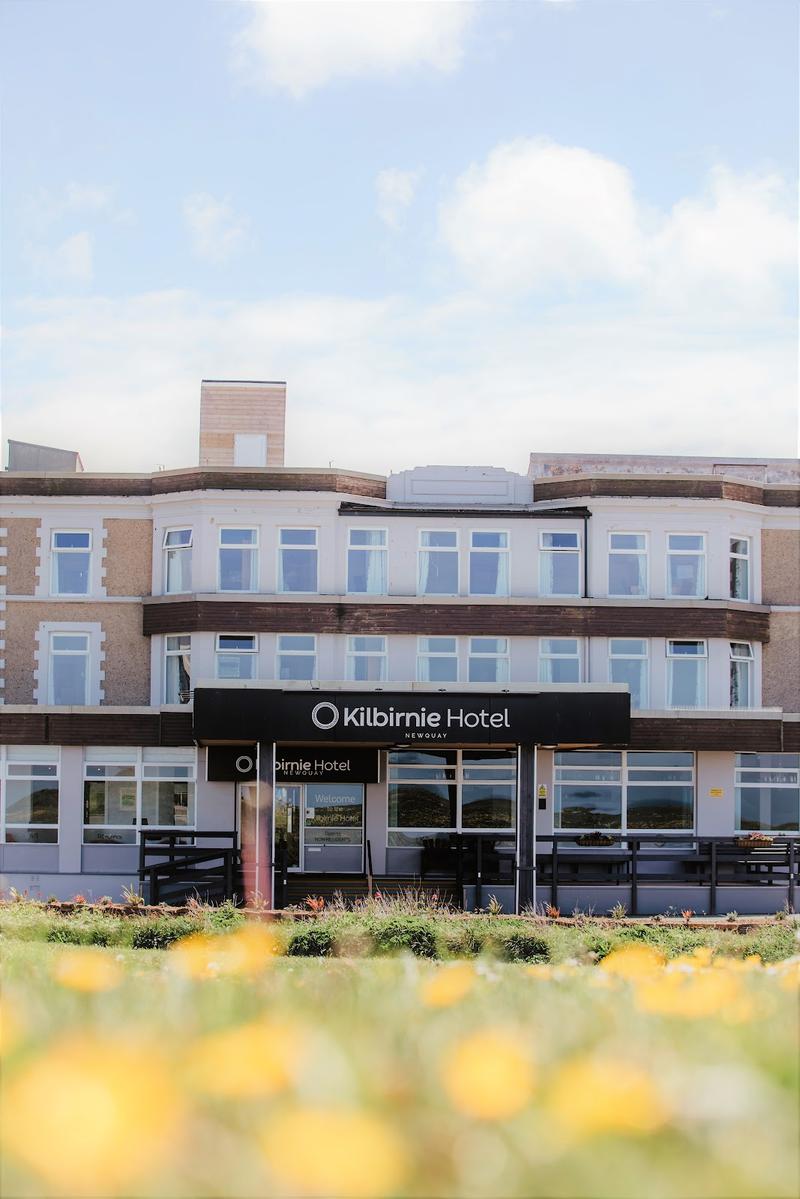 Kilbirnie Hotel - Image 1
