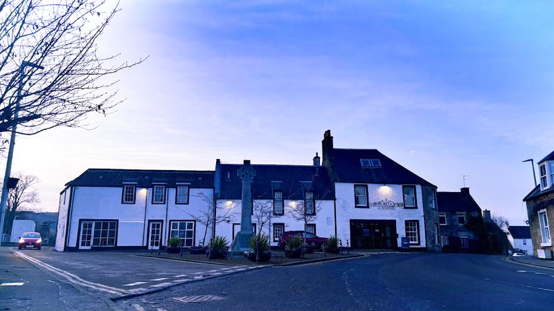 Lomond Hills Hotel - Image 1
