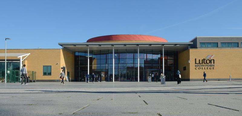Luton Sixth Form College - Image 1