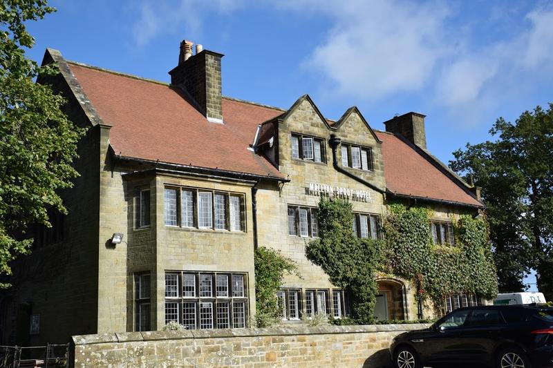 Mallyan Spout Hotel - Image 1