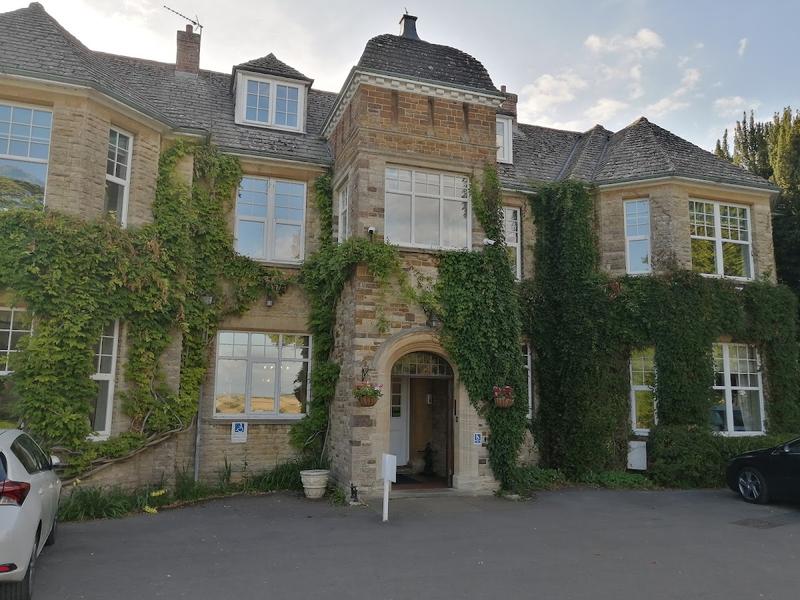 Middle Aston House thumbnail 2