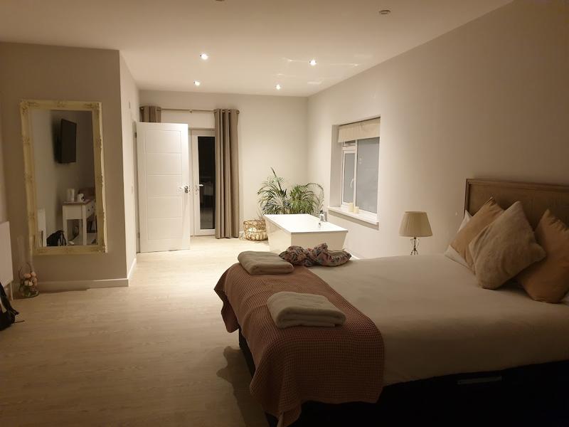Mount Sorrel Hotel thumbnail 2