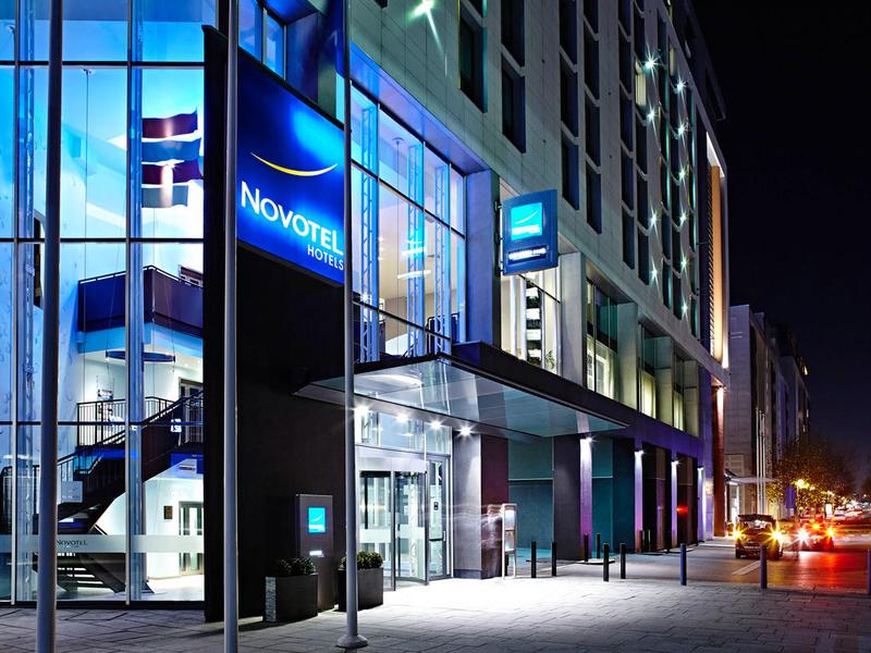 Novotel London ExCeL - Image 1