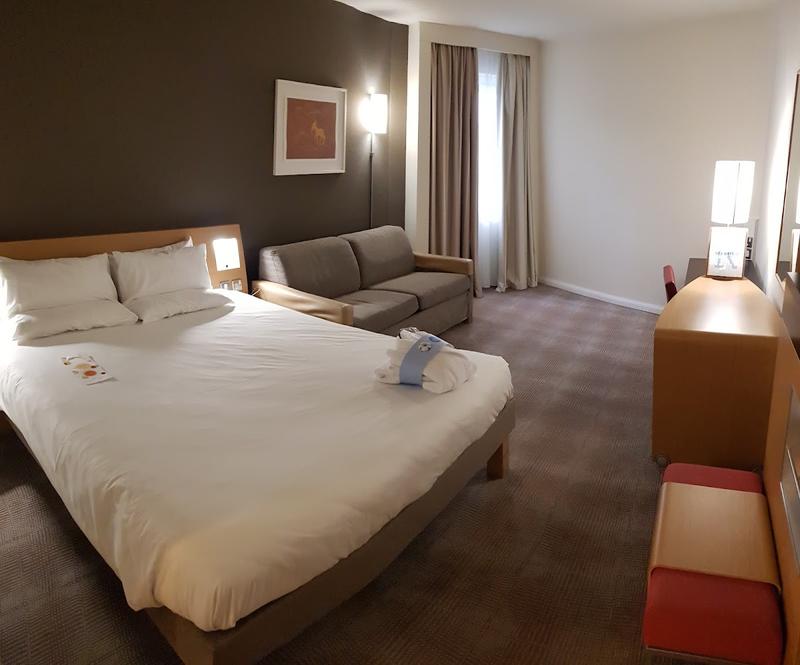 Novotel Sheffield Centre thumbnail 2