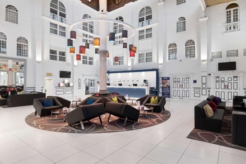 Park Inn by Radisson Cardiff City Centre - Image 1