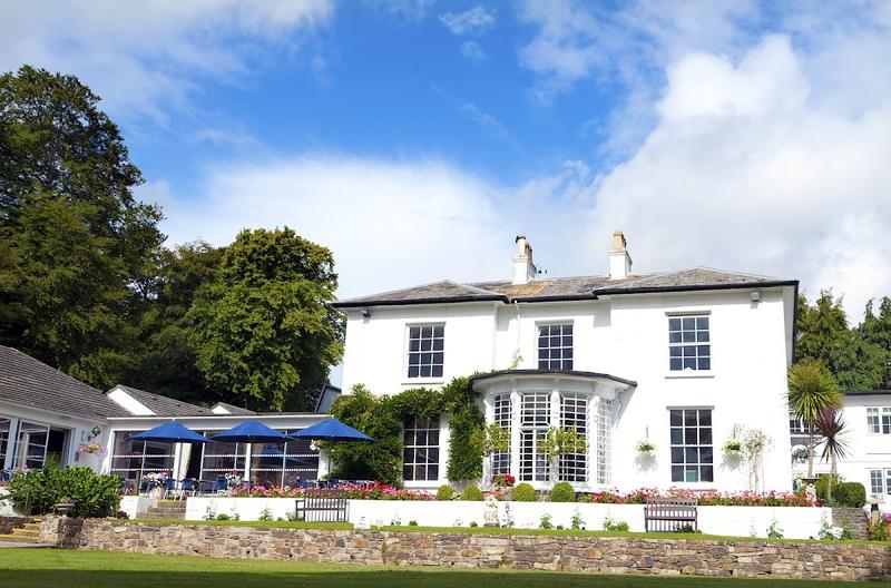 Penmere Manor Hotel - Image 1