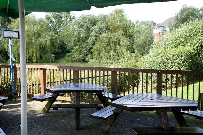 Premier Lodge Basildon - Image 1