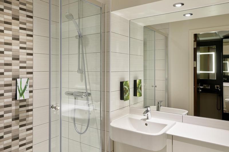 Premier Inn Basildon East - Image 3