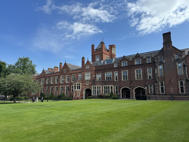 Queen's University Belfast - Image 1