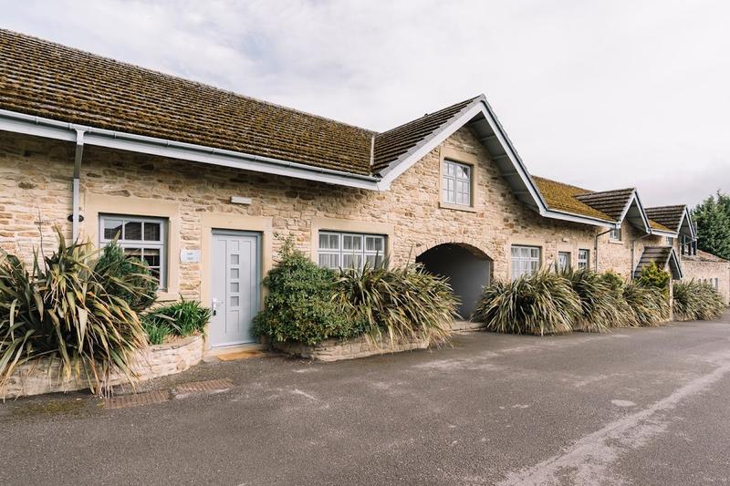 Royal Derwent Hotel - Image 1
