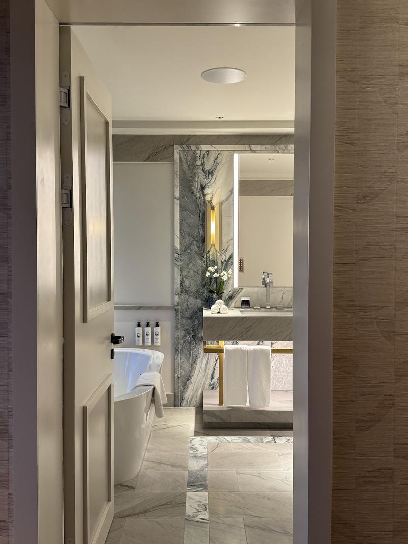 Savoy Hotel Zurich - Image 3