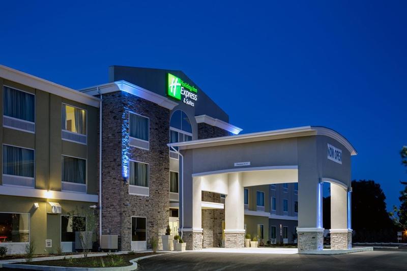 Holiday Inn Express Carlisle - Image 1