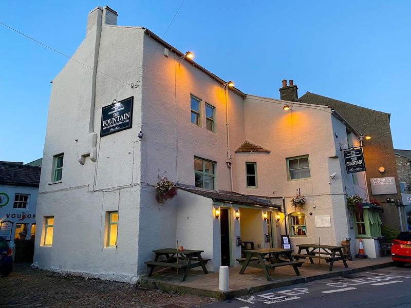 The Fountain Hotel - Image 1