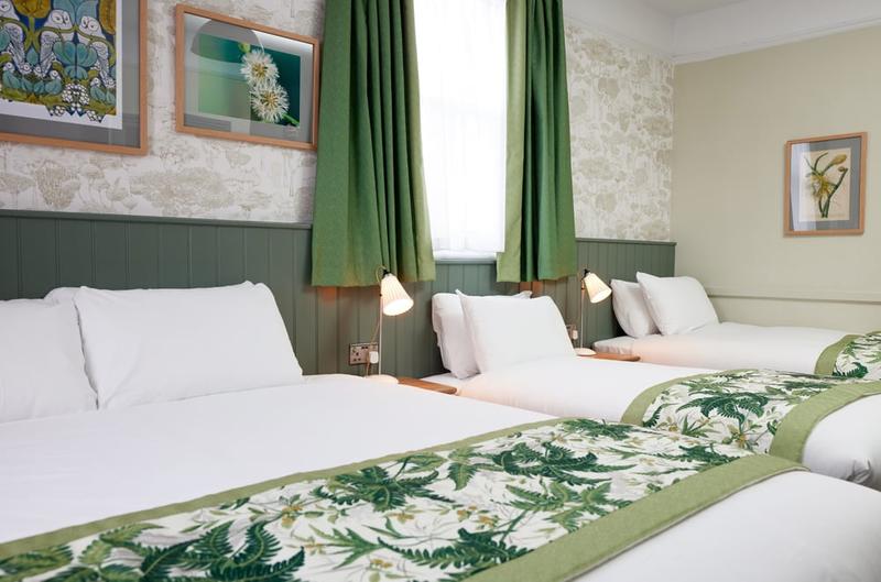 The Kings Head Hotel thumbnail 2