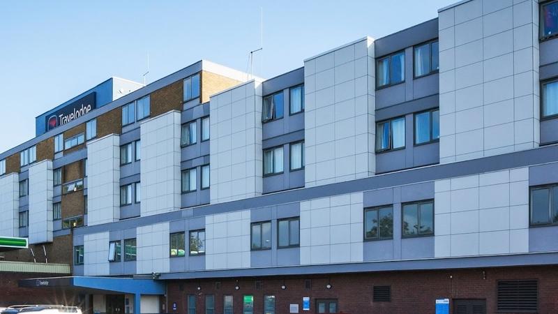 Travelodge Luton - Image 1