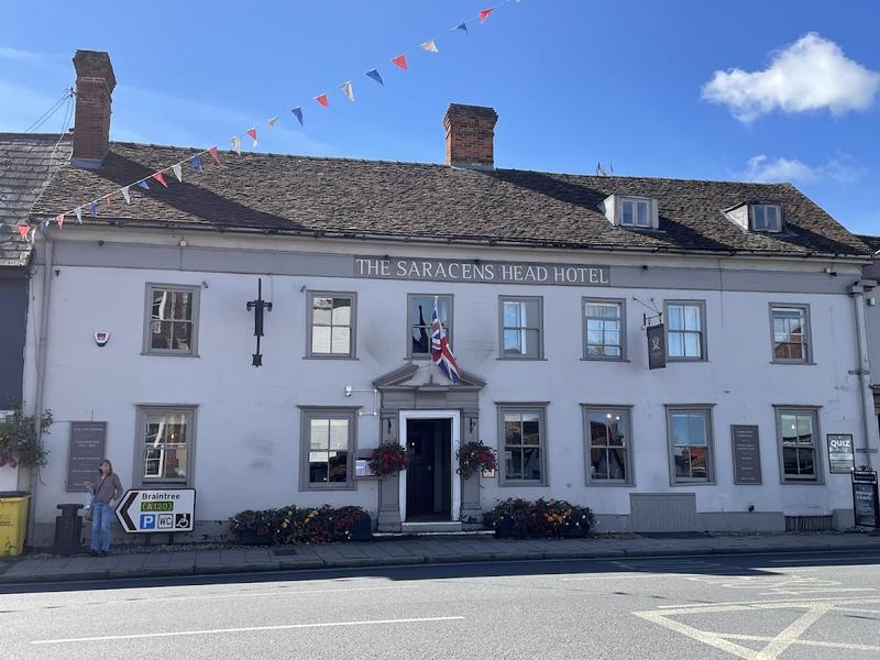 The Saracen's Head Hotel - Image 1
