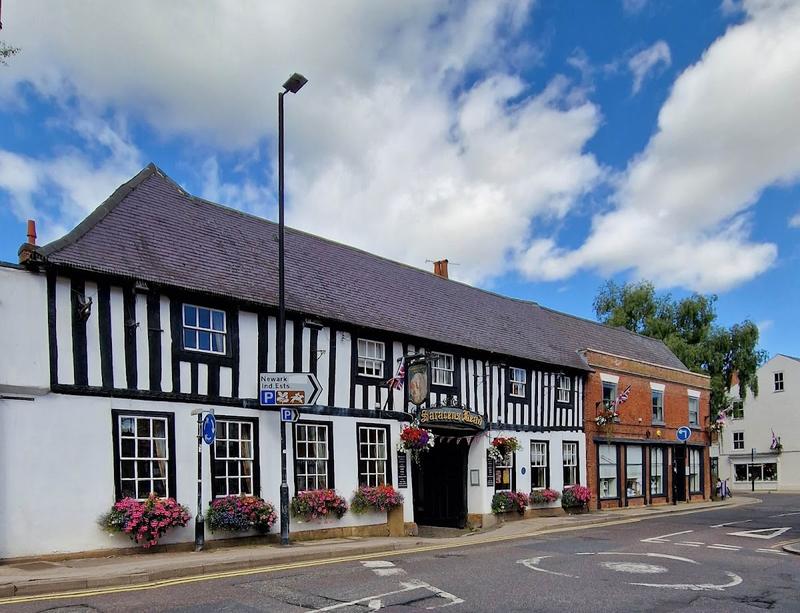 The Saracen's Head Hotel - Image 1