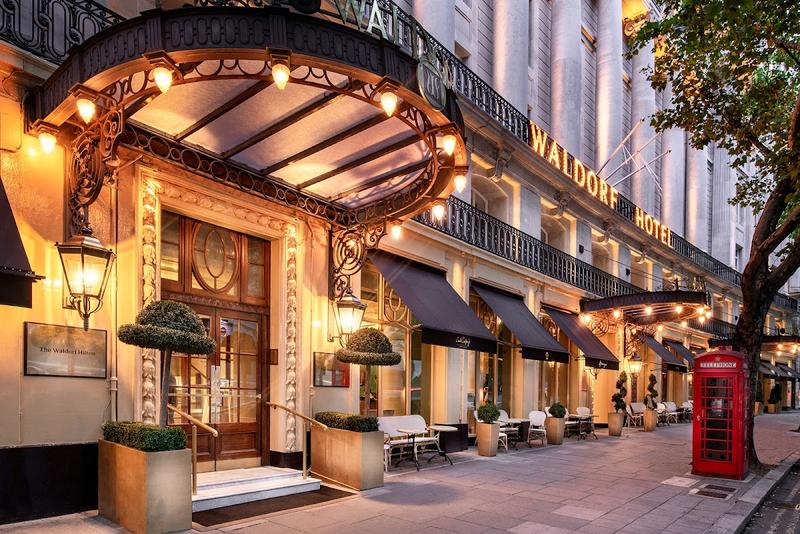 The Waldorf Hilton - Image 1
