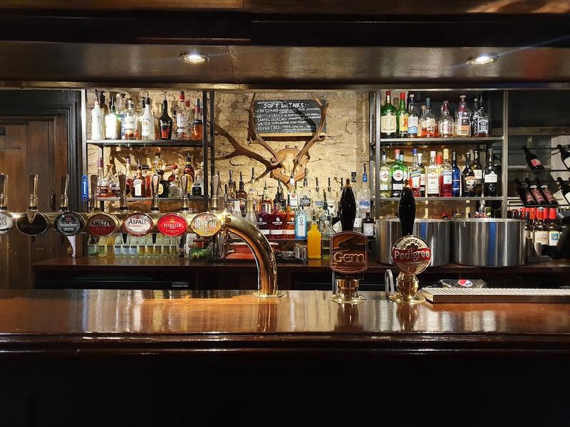 The White Hart - Image 1