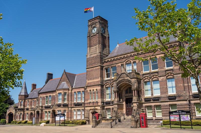 St Helens Town Hall - Image 1