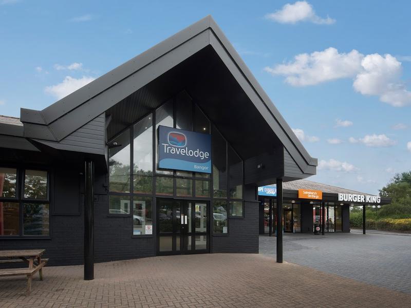 Travelodge Bangor - Image 1