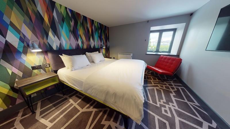 Village Hotel & Leisure Club thumbnail 2