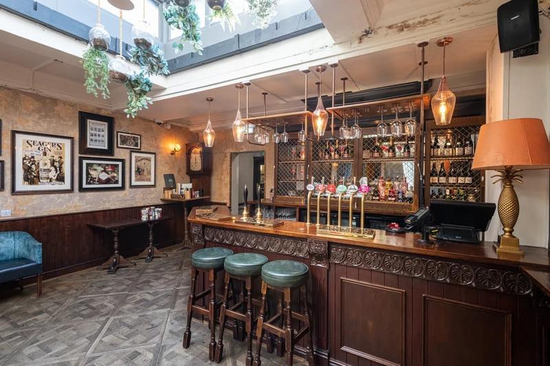 Ye Olde Cock Tavern - Image 1