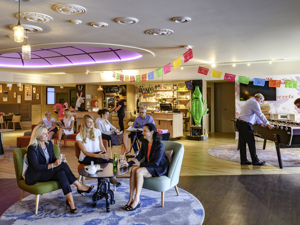 Ibis Hotel Luton Airport - Image 1