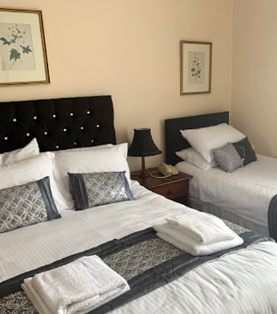 Gordon Arms Hotel - Image 1