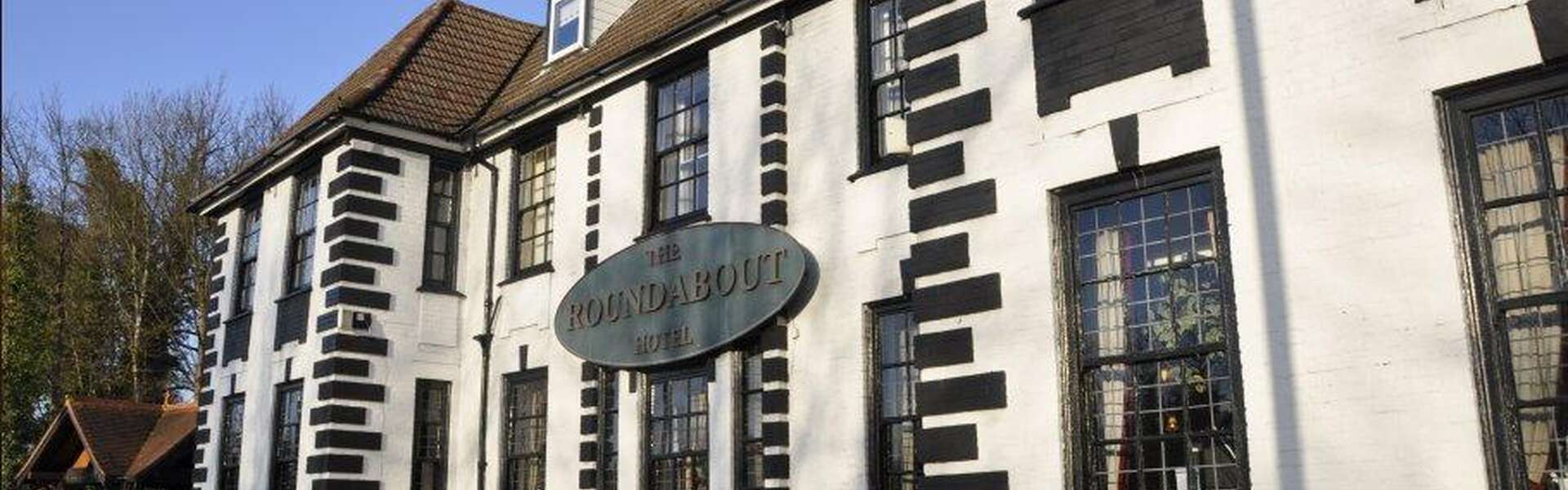 The Roundabout Hotel - Image 1