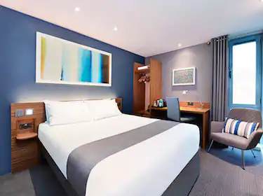 Travelodge Ilford - Image 1